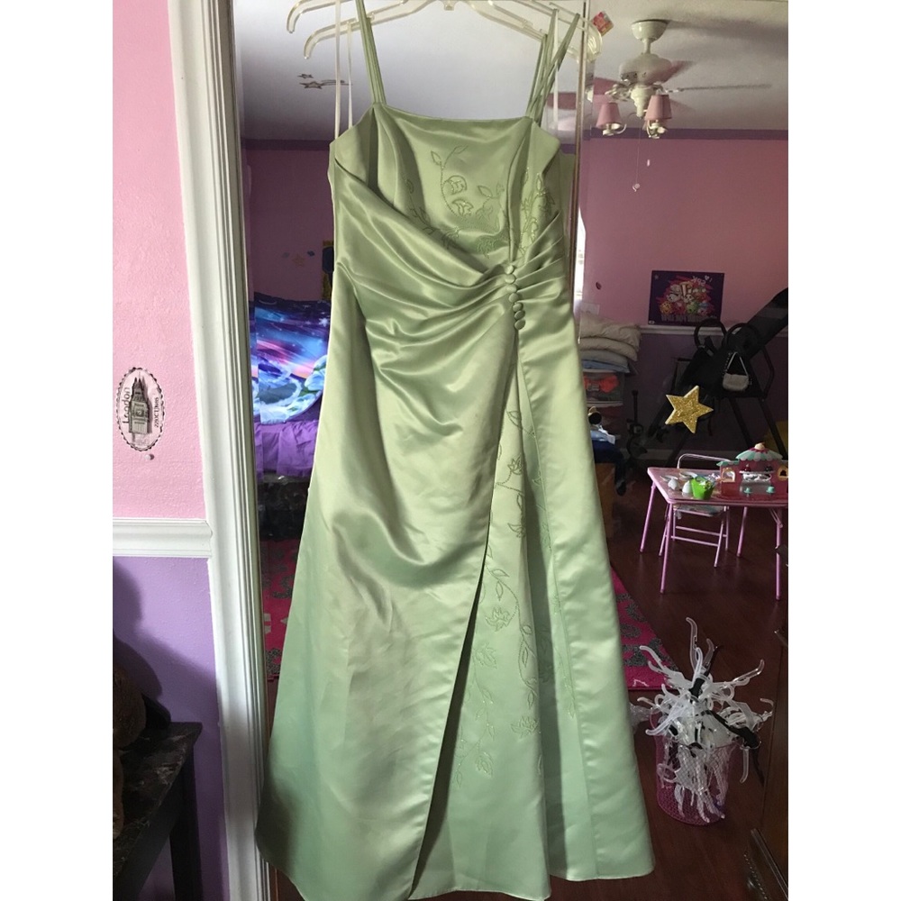 Double straps green formal dress